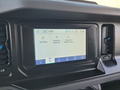 2022 Ford Bronco - Photo 21