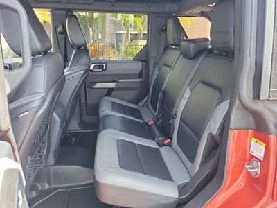 2022 Ford Bronco - Photo 16