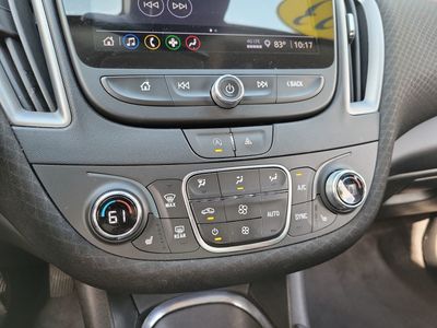 2023 Chevrolet Malibu - Photo 25