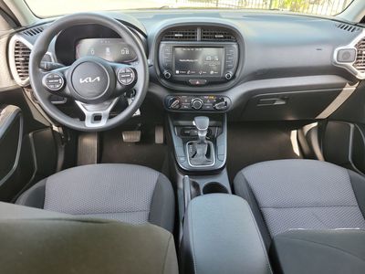 2023 Kia Soul - Photo 13