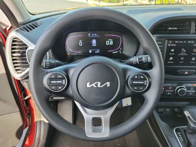 2023 Kia Soul - Photo 27