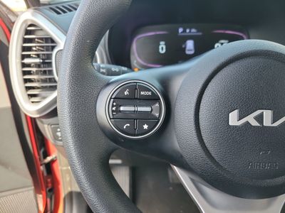 2023 Kia Soul - Photo 25