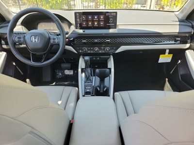 2026 Honda Accord Hybrid - Photo 12