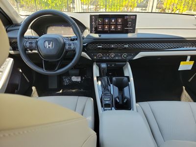 2026 Honda Accord Hybrid - Photo 13