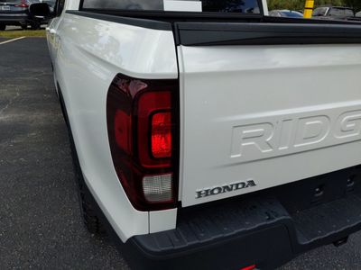 2025 Honda Ridgeline - Photo 10