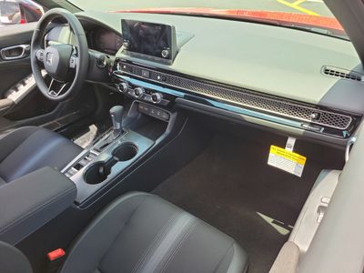 2026 Honda Civic Hatchback - Photo 11