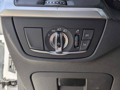 2025 BMW X4 - Photo 28