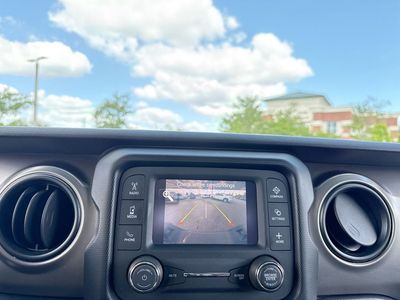 2021 Jeep Gladiator - Photo 19