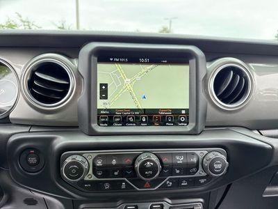 2022 Jeep Wrangler - Photo 20