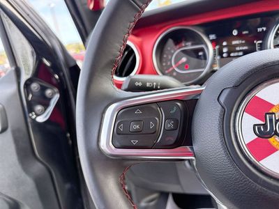 2021 Jeep Wrangler - Photo 14