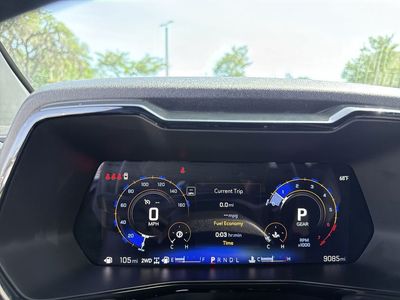 2025 Chevrolet Colorado - Photo 14