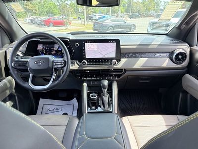 2025 Chevrolet Colorado - Photo 21