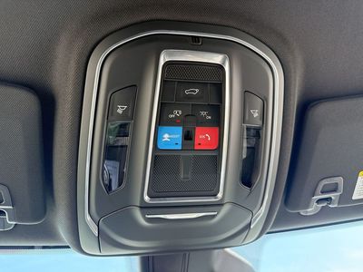 2026 Jeep Grand Cherokee - Photo 17