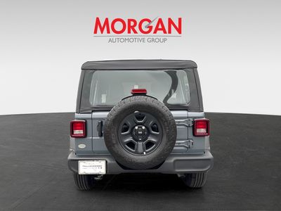 2026 Jeep Wrangler - Photo 4