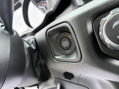 2026 Jeep Wrangler - Photo 20