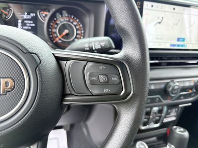 2026 Jeep Wrangler - Photo 17