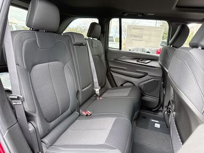 2026 Jeep Grand Cherokee - Photo 25