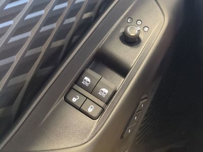 2026 Dodge Charger - Photo 16