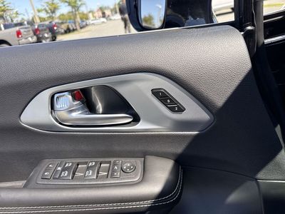 2026 Chrysler Pacifica - Photo 12
