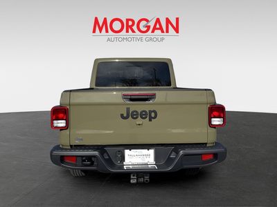 2025 Jeep Gladiator - Photo 4