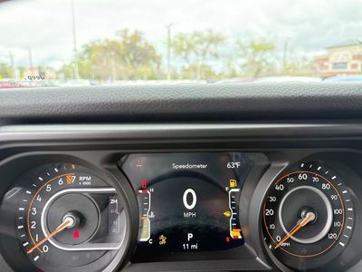 2026 Jeep Gladiator - Photo 17