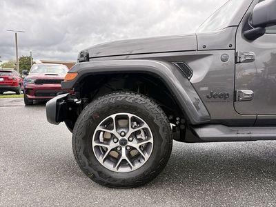 2026 Jeep Gladiator - Photo 10