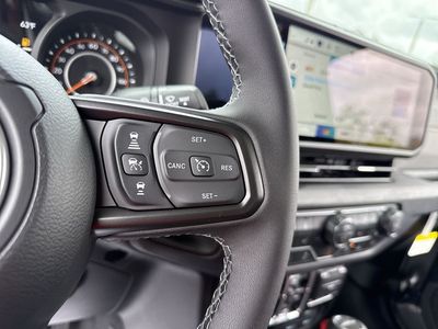 2026 Jeep Gladiator - Photo 15
