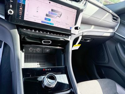 2026 Jeep Grand Cherokee - Photo 17
