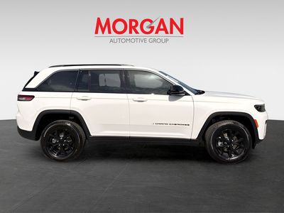 2026 Jeep Grand Cherokee - Photo 2