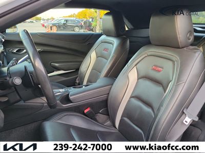 2019 Chevrolet Camaro - Photo 11