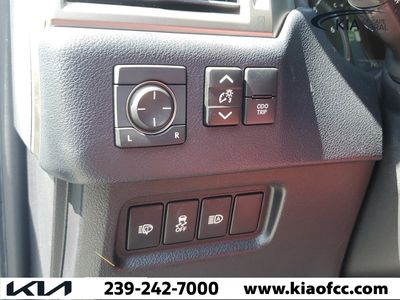 2020 Lexus GX - Photo 22