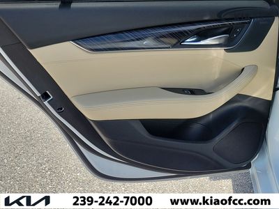 2025 Cadillac CT5 - Photo 17