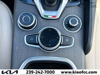 2023 Alfa Romeo Giulia - Photo 27