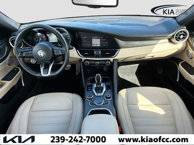 2023 Alfa Romeo Giulia - Photo 14