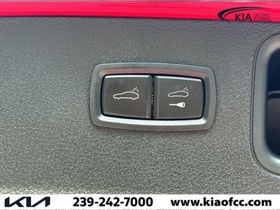 2023 Porsche Macan - Photo 13