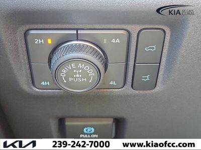 2025 Ford Expedition - Photo 33