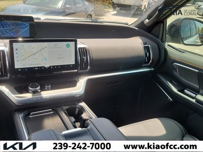 2025 Ford Expedition - Photo 26
