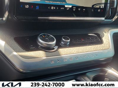 2025 Ford Expedition - Photo 36