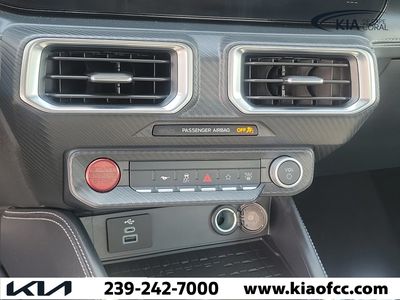 2024 Ford Mustang - Photo 23