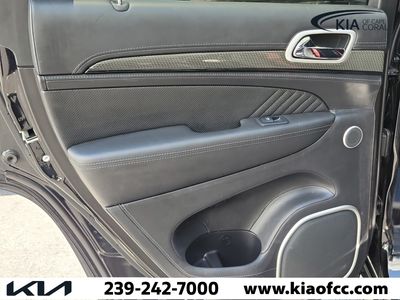 2020 Jeep Grand Cherokee - Photo 13