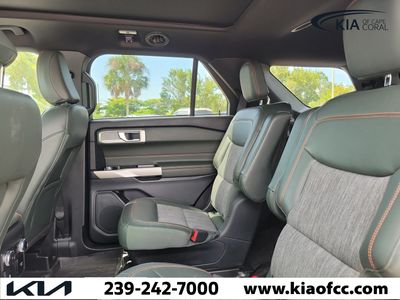 2022 Ford Explorer - Photo 13