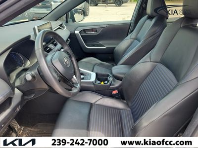 2020 Toyota RAV4 - Photo 20