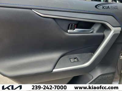 2020 Toyota RAV4 - Photo 19