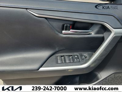 2020 Toyota RAV4 - Photo 21