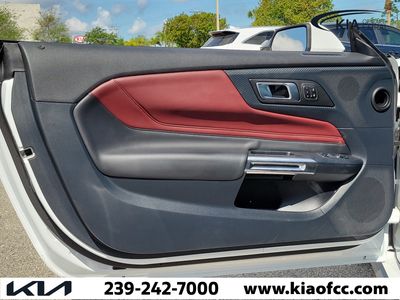 2024 Ford Mustang - Photo 16