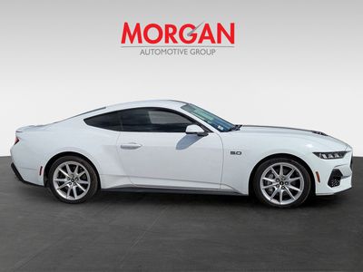 2024 Ford Mustang - Photo 2