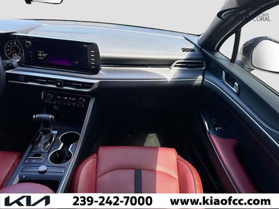 2023 Kia K5 - Photo 16