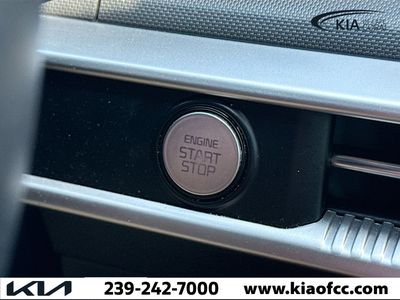 2023 Kia K5 - Photo 33