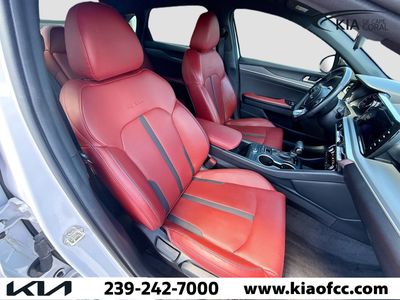 2023 Kia K5 - Photo 13