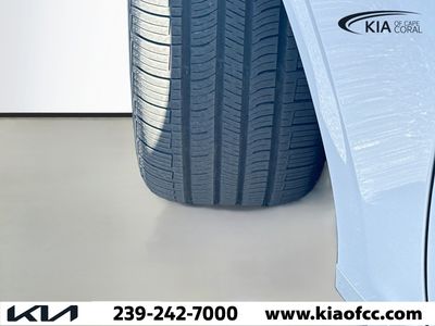 2023 Kia K5 - Photo 40